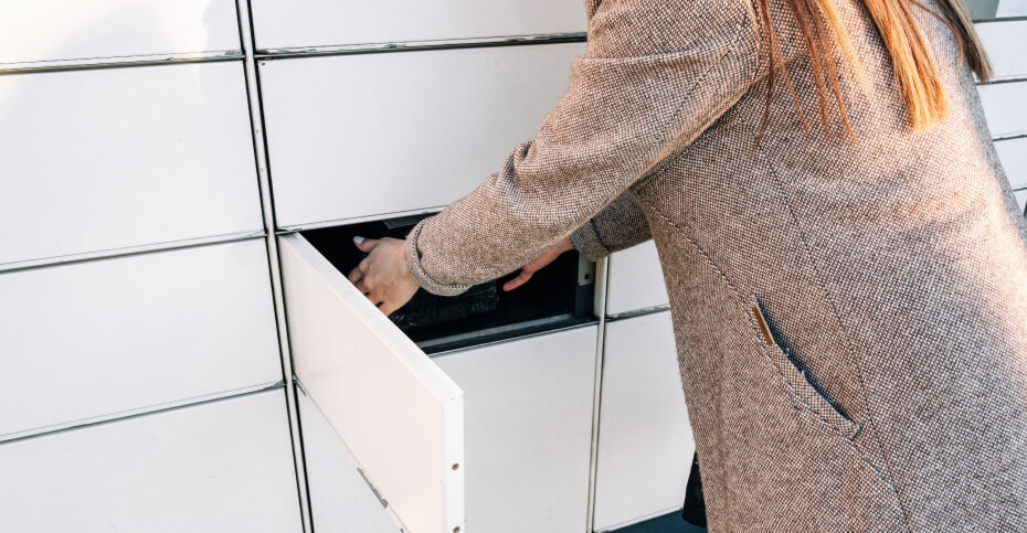 Services Customer Lockers, Clifford Gardens